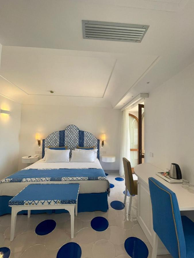 Hotel Il Gabbiano Positano Exterior foto